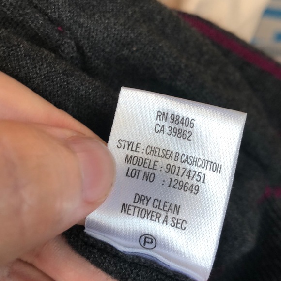 Great condition Theory gray sweater w/ purple - Picture 8 of 8